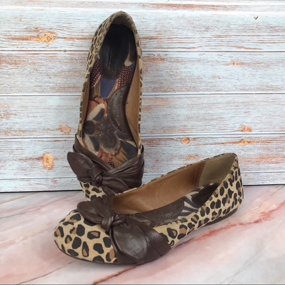 Born Molly Leopard Print Ballet Flats